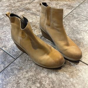 Women's Timberland wedge bootie